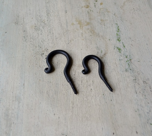 MEDIUM CEILING HOOK  3"(LEFT)