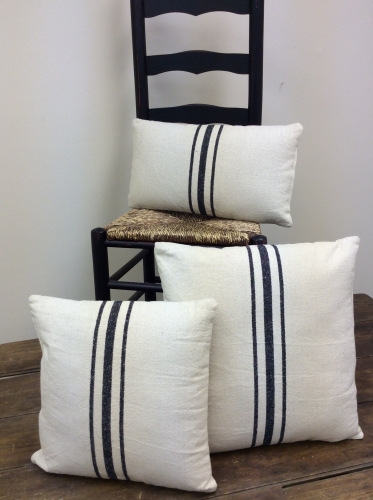 GRAIN SACK PILLOWS CREAM/BLACK